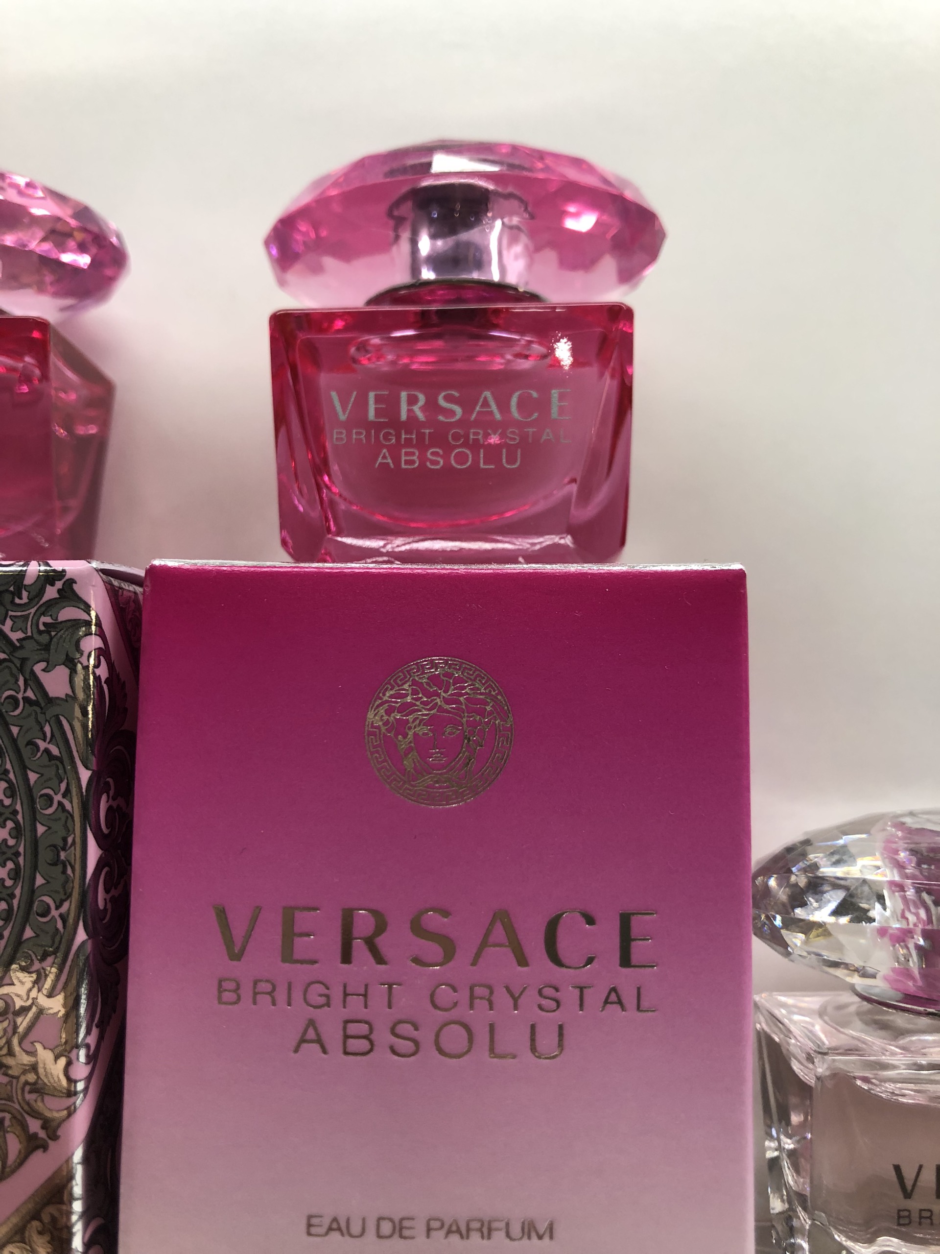 Nước hoa Versace Bright Crystal Absolu ( hồng đậm)